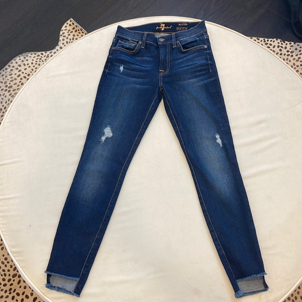 Skinny Ankle Jeans.